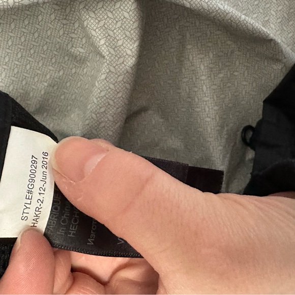 Marmot Light Weight Jacket - Picture 3 of 11